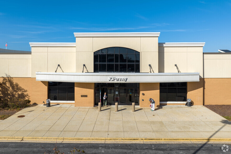 1695 Annapolis Mall Rd, Annapolis, MD à louer - Photo du bâtiment - Image 2 de 4