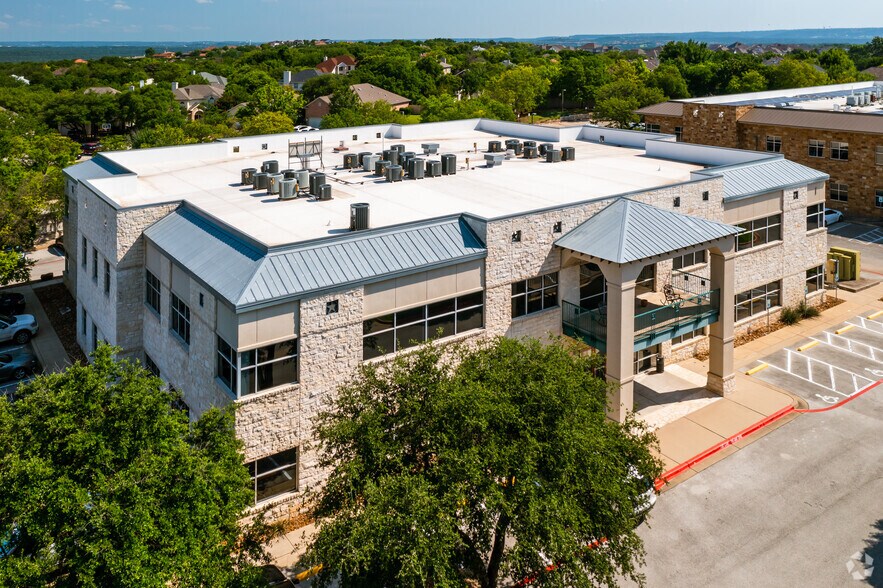11612 Bee Caves Rd, Austin, TX à louer - Photo du bâtiment - Image 3 de 10