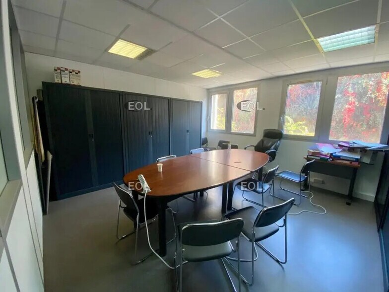 Bureau dans Marseille à louer - Photo du bâtiment - Image 2 de 6