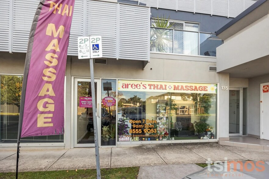 135 Lower Dandenong Rd, Mentone for sale - Building Photo - Image 2 of 2