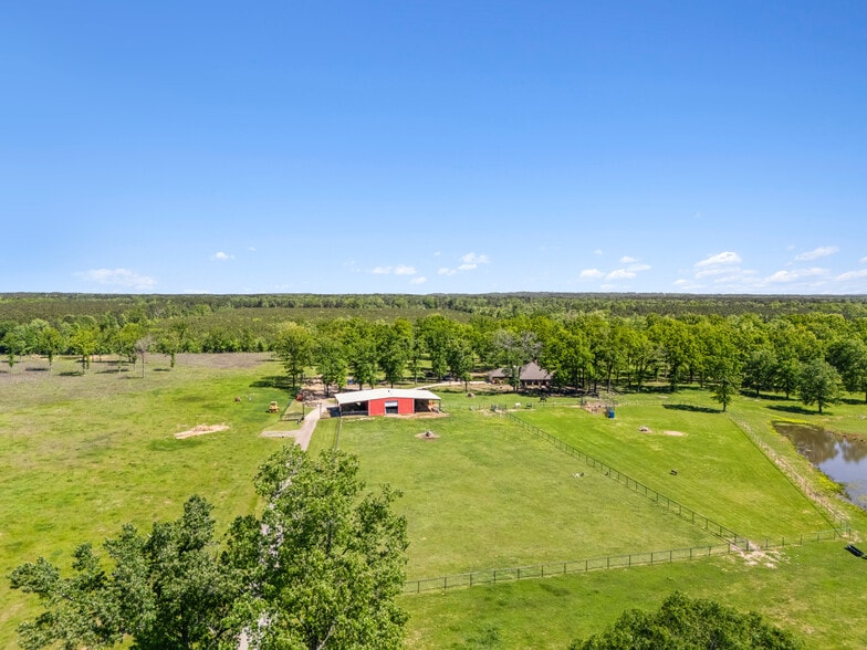 6670 N Lakeshore Dr, Shreveport, LA for sale - Primary Photo - Image 1 of 15