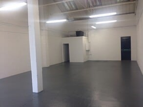 Henley Rd, London for lease Interior Photo- Image 1 of 1