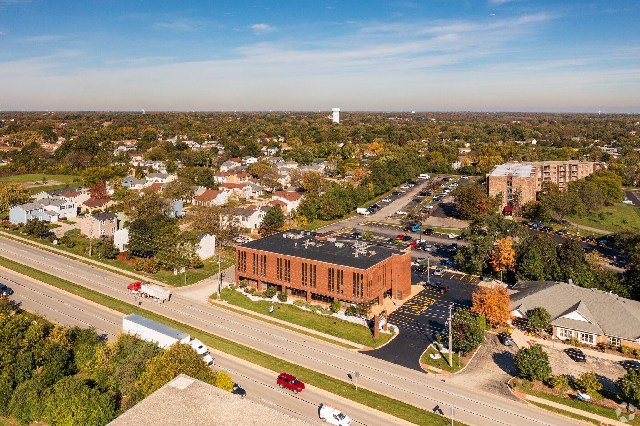 201 E Army Trail Rd, Bloomingdale, IL à louer Photo du bâtiment- Image 1 de 17