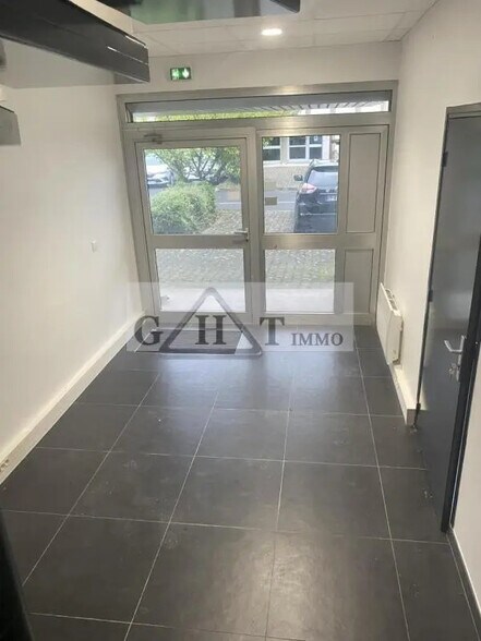 Industrial in Bonneuil-sur-Marne for lease - Lobby - Image 1 of 4