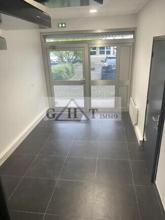 Plus de détails pour Bureau, Industriel à louer