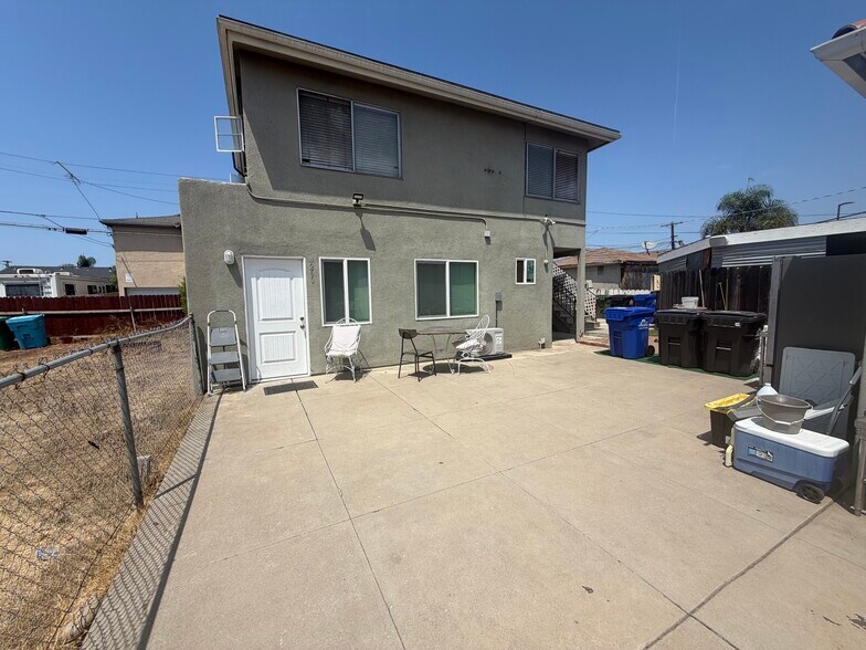 4262-4266 Chamoune Ave, San Diego, CA à vendre - Photo du bâtiment - Image 3 de 13