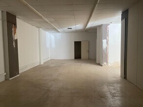 Retail in Vilanova del Camí, Barcelona for lease Interior Photo- Image 2 of 4