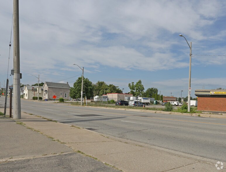 75 Niagara St, St Catharines, ON for sale - Primary Photo - Image 1 of 1