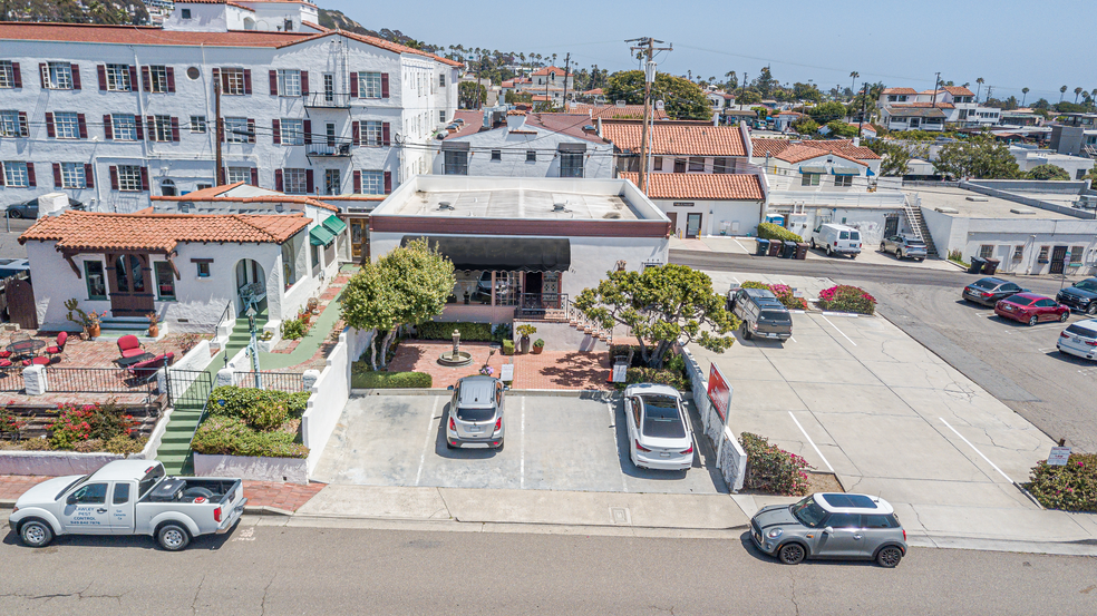 121 Avenida Cabrillo, San Clemente, CA for lease - Building Photo - Image 2 of 14