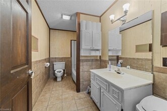 1501 Upland Dr, Greensboro, NC for sale Interior Photo- Image 2 of 34