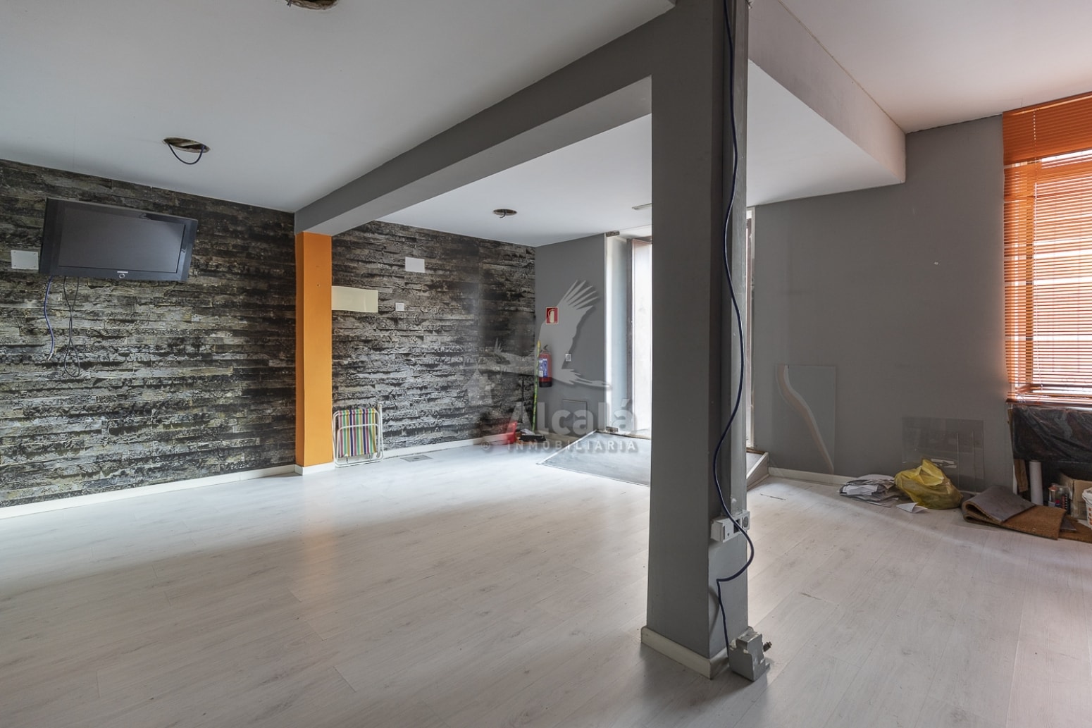 Commerce de détail dans Alcalá de Henares, Madrid à louer Photo intérieure- Image 1 de 7