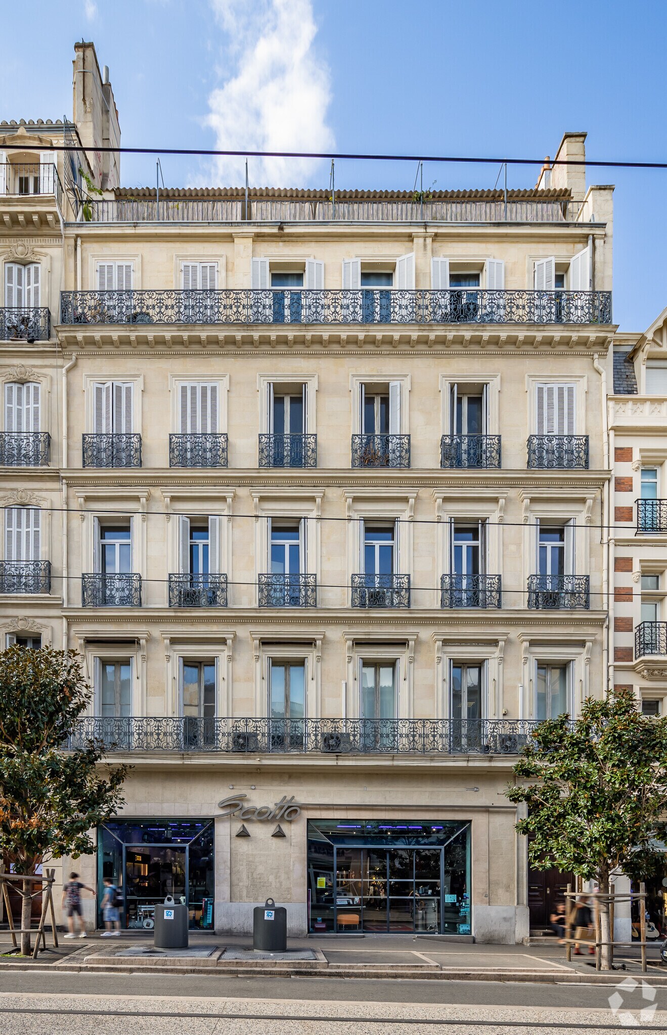 180 Rue De Rome, Marseille for sale Primary Photo- Image 1 of 9