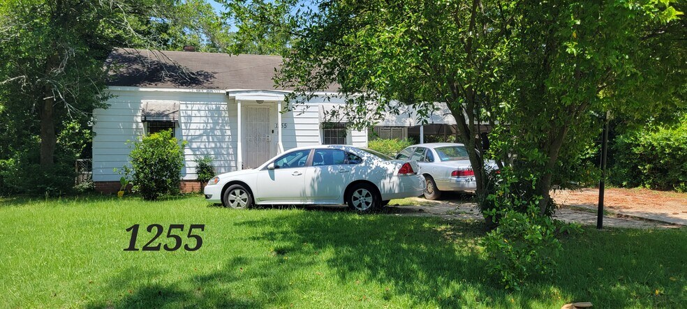 1255 Auburn Dr, Macon, GA à vendre - Photo principale - Image 1 de 1