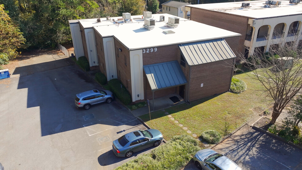 3299 Northcrest Rd, Atlanta, GA for lease - Building Photo - Image 2 of 19