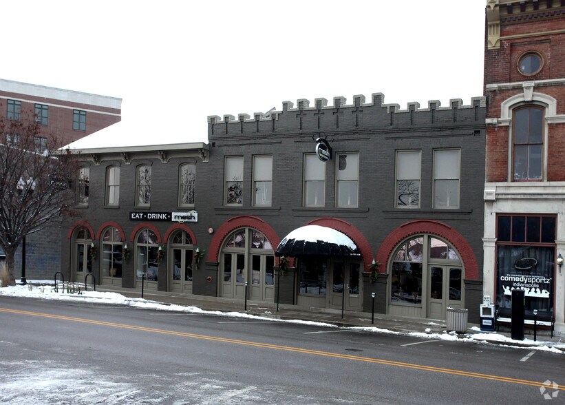 725 Massachusetts Ave, Indianapolis, IN à vendre - Photo du bâtiment - Image 3 de 9