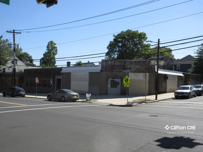 124-130 Lyons Ave, Newark, NJ à vendre - Photo du bâtiment - Image 2 de 9