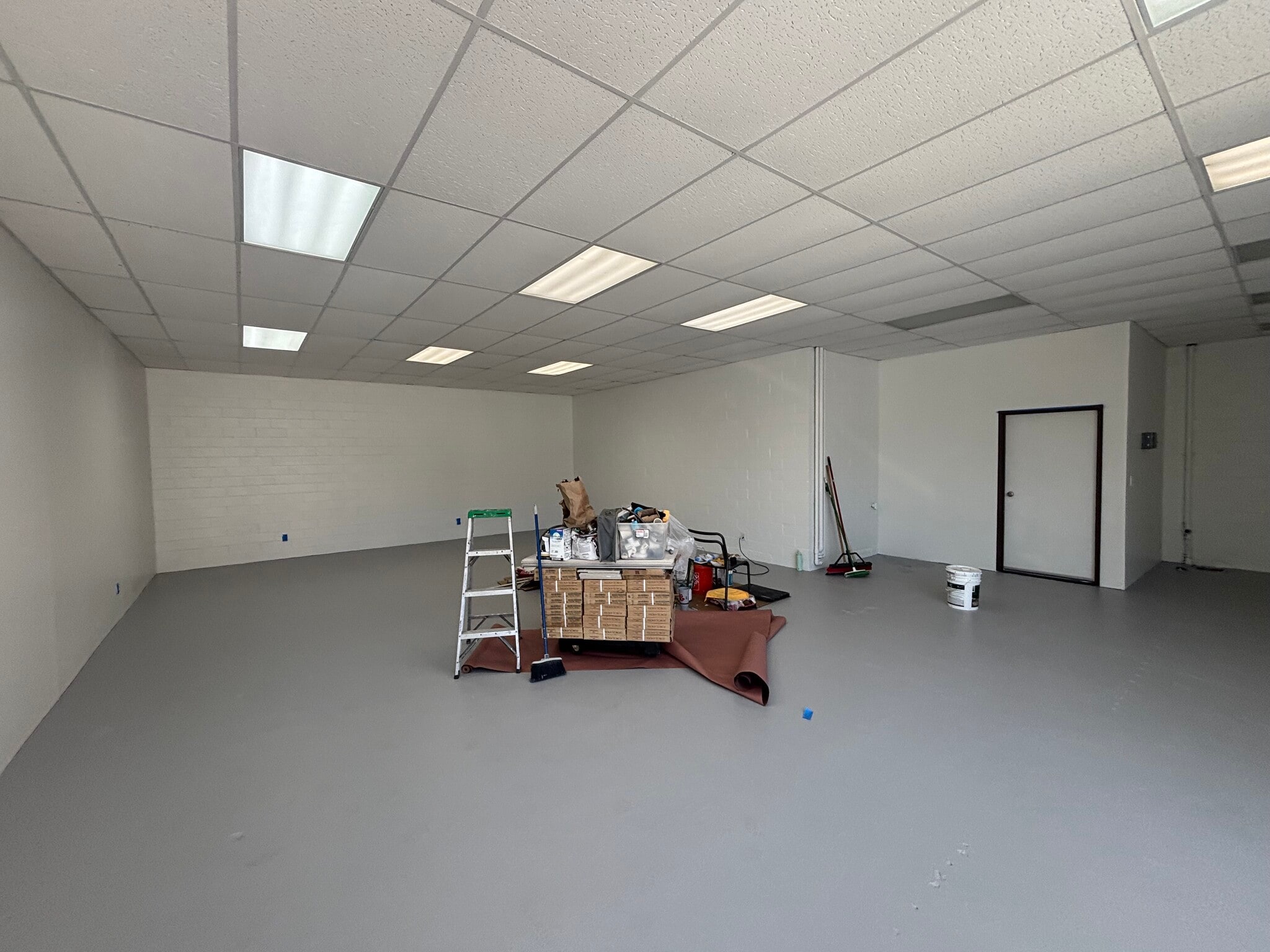 1519-1525 S Bundy Dr, Los Angeles, CA for lease Interior Photo- Image 1 of 2