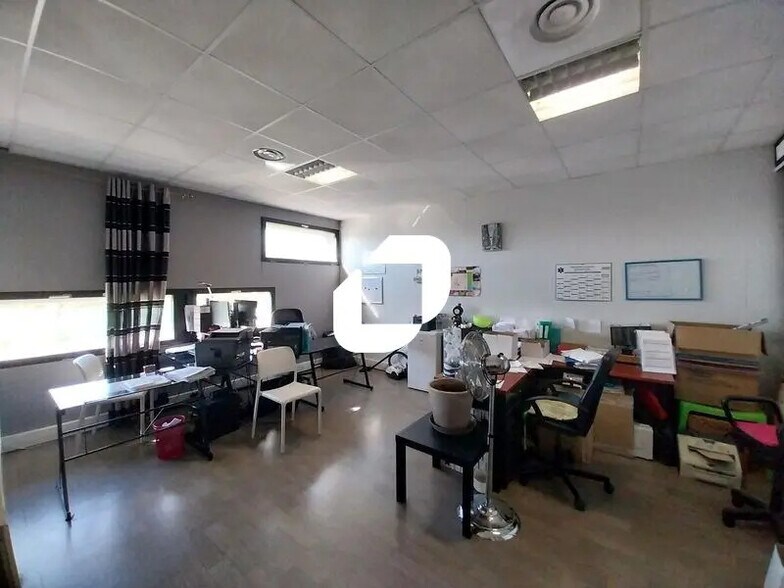 Office in Montpellier for lease - Interior Photo - Image 3 of 12