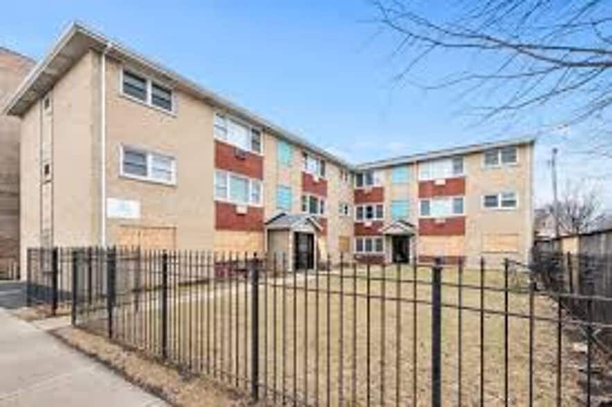 3939 W 63rd St, Chicago, IL à vendre - Photo du bâtiment - Image 1 de 3