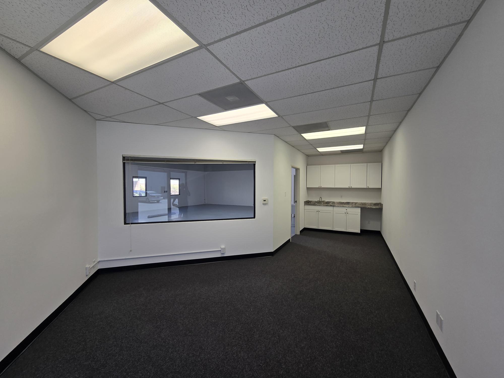 4025 Spencer St, Torrance, CA for lease Interior Photo- Image 1 of 9