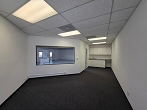 4025 Spencer St, Torrance, CA for lease Interior Photo- Image 1 of 9