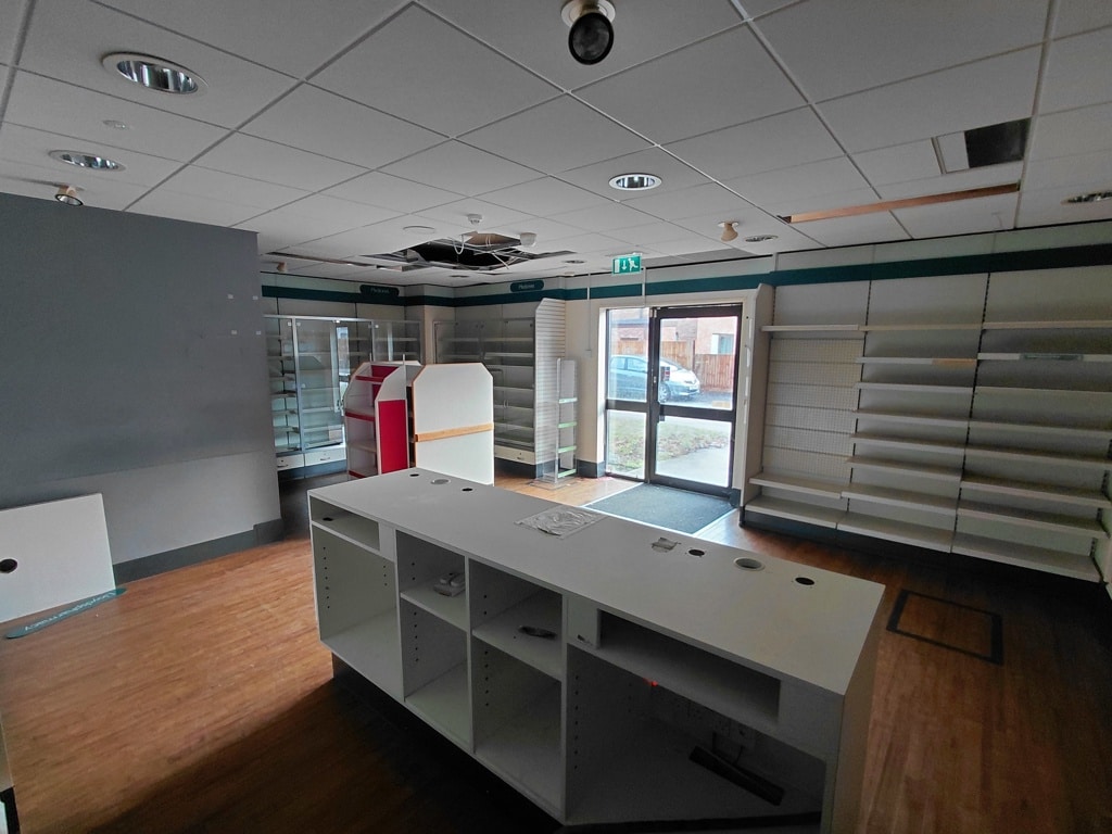 90 Victoria Rd, Horley à louer Photo intérieure- Image 1 de 3