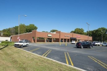 990 Cox Creek Pky, Florence, AL à louer - Photo principale - Image 2 de 3