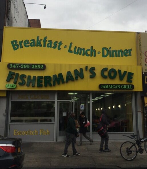 2137-2153 Nostrand Ave, Brooklyn, NY à louer - Photo du bâtiment - Image 3 de 3