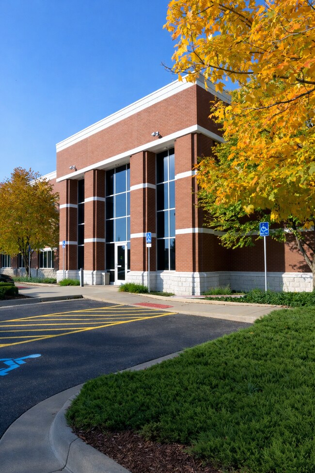 Plus de détails pour 985 Gezon Pky SW, Grand Rapids, MI - Bureau à louer