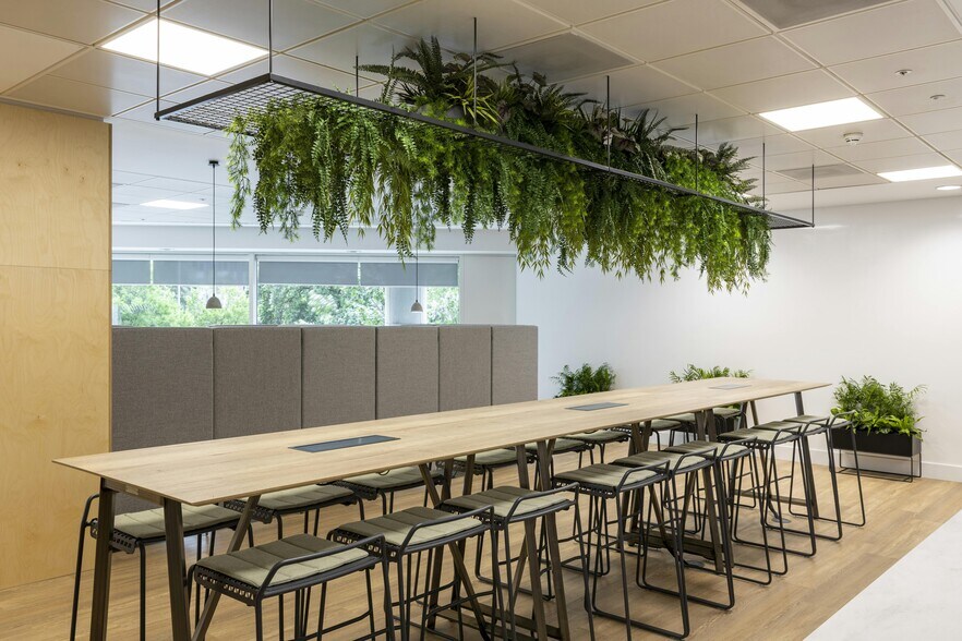 Forbury Rd, Reading à louer - Photo du bâtiment - Image 3 de 9