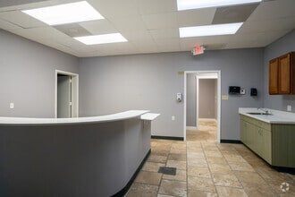 18321 W Lake Houston Pky, Humble, TX à louer Photo intérieure- Image 2 de 2