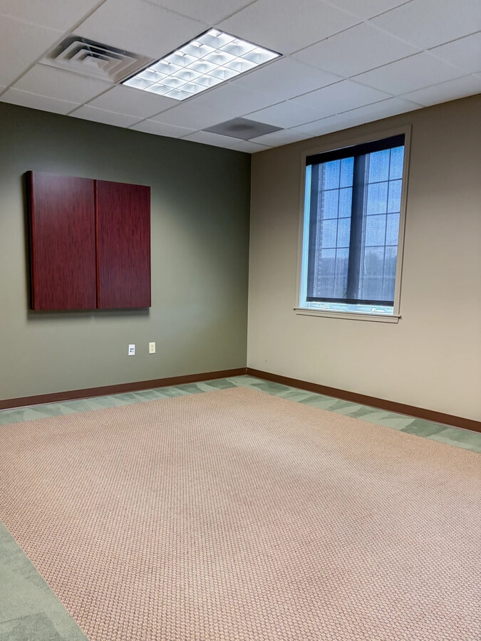 5925 Stevenson Ave, Harrisburg, PA 17112 - Unité E & G - - Photo intérieure - Image 2 of 8