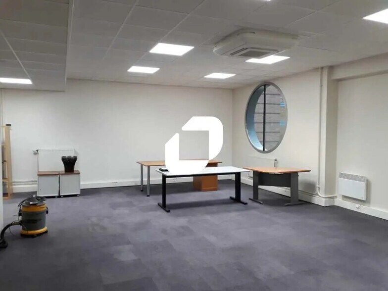 Bureau dans Villiers-sur-Marne à louer - Photo intérieure - Image 2 de 4