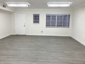 441 S Beverly Dr, Beverly Hills, CA à louer Photo intérieure- Image 2 de 4