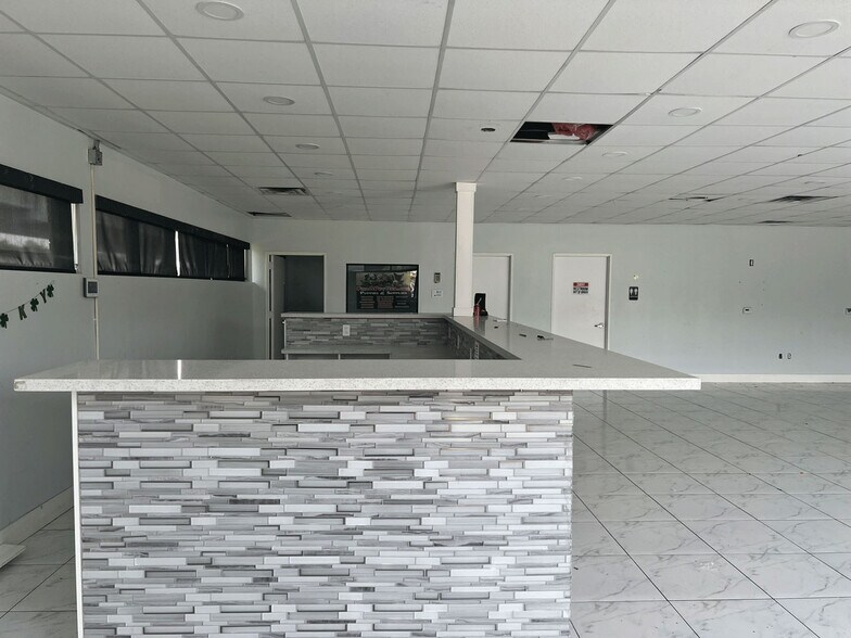 3433 I-45, Houston, TX à louer - Photo intérieure - Image 3 de 20