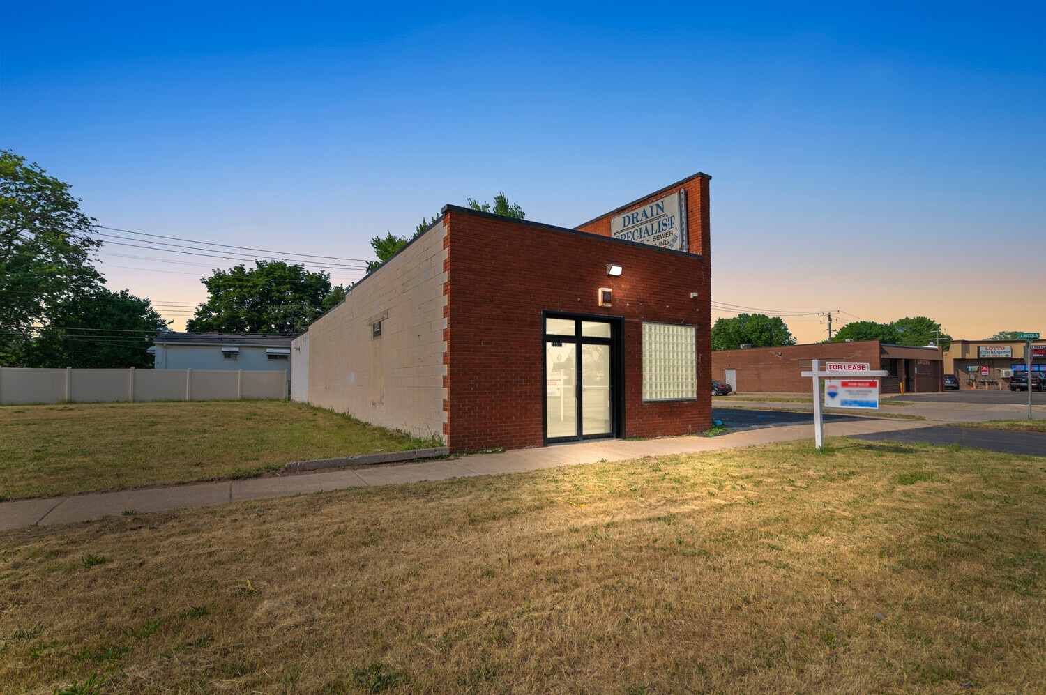 22302 Van Born Rd, Dearborn Heights, MI for lease Primary Photo- Image 1 of 15