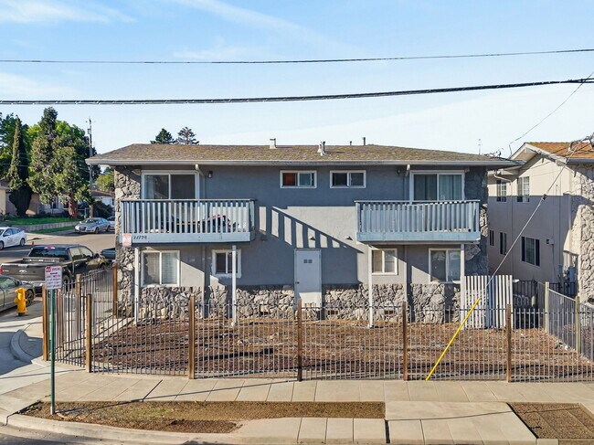Plus de détails pour 22798 Vermont St, Hayward, CA - Multi-résidentiel à vendre