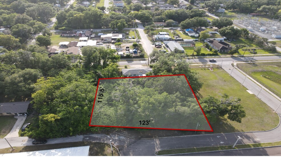 14527 13th St, Dade City, FL à vendre - Photo principale - Image 1 de 5