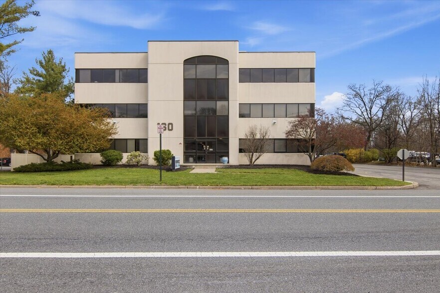 160 Littleton Rd, Parsippany, NJ à louer - Photo du bâtiment - Image 2 de 5