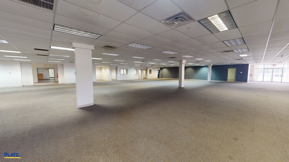 8401 Southern Blvd, Boardman, OH à louer - Photo du bâtiment - Image 2 de 20