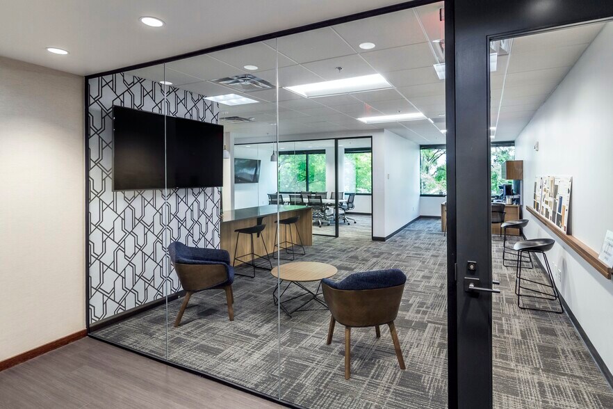 555 Marriott Dr, Nashville, TN à louer - Photo intérieure - Image 2 de 11