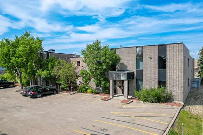 More details for 3605 29th St NE, Calgary, AB - Industrial for Lease
