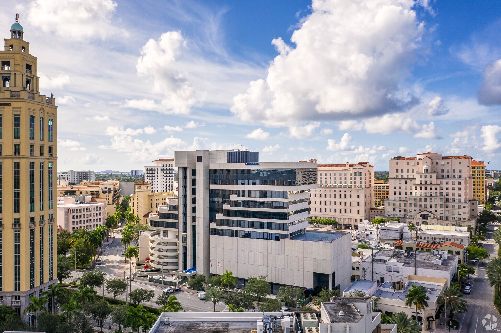 150 Alhambra Cir, Coral Gables, FL à louer Photo du bâtiment- Image 1 de 19