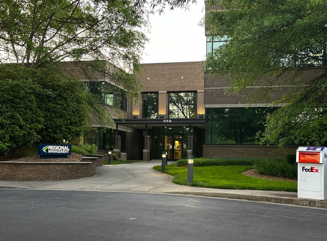 979 Batesville Rd, Greer, SC à louer Photo principale- Image 1 de 22