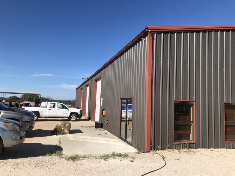 3005 E Highway 190, Lampasas, TX for sale - Primary Photo - Image 1 of 17