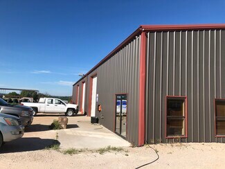 Plus de détails pour 3005 E Highway 190, Lampasas, TX - Vente au détail à vendre