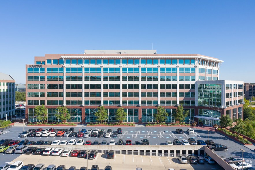 3333 Warrenville Rd, Lisle, IL à louer - Photo du bâtiment - Image 3 de 17