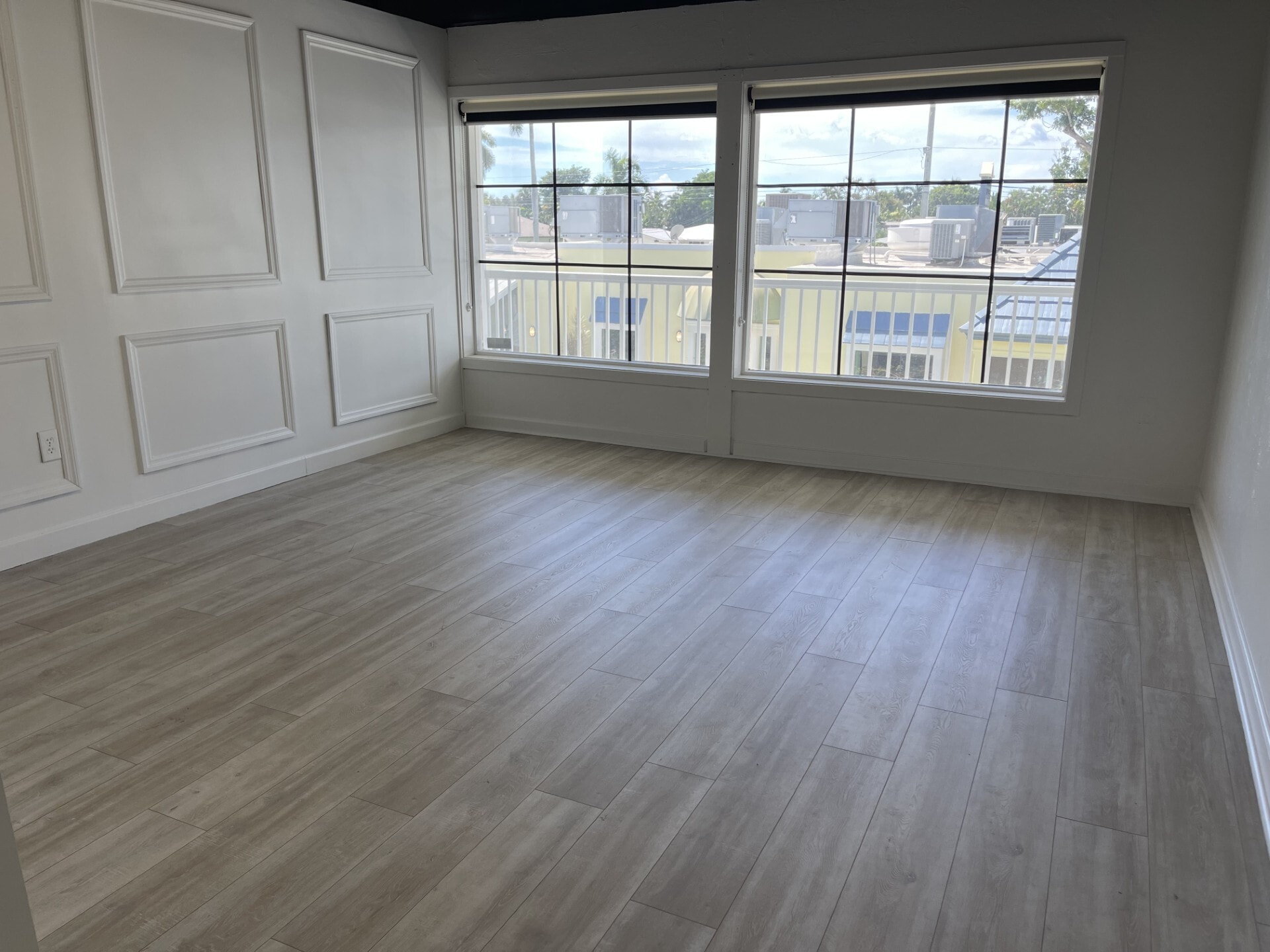 13451 Mcgregor Blvd, Fort Myers, FL for lease Interior Photo- Image 1 of 3