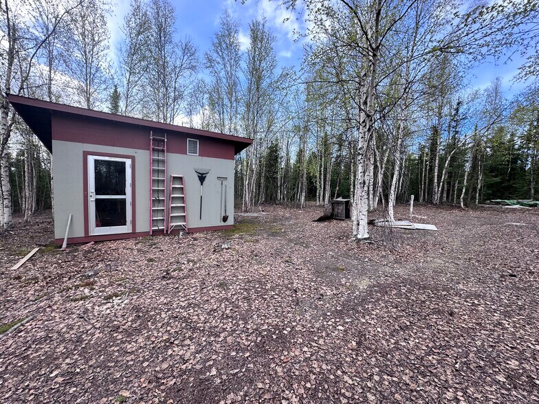 4835 Himilaya rd, Fairbanks, AK à vendre - Photo du bâtiment - Image 2 de 27