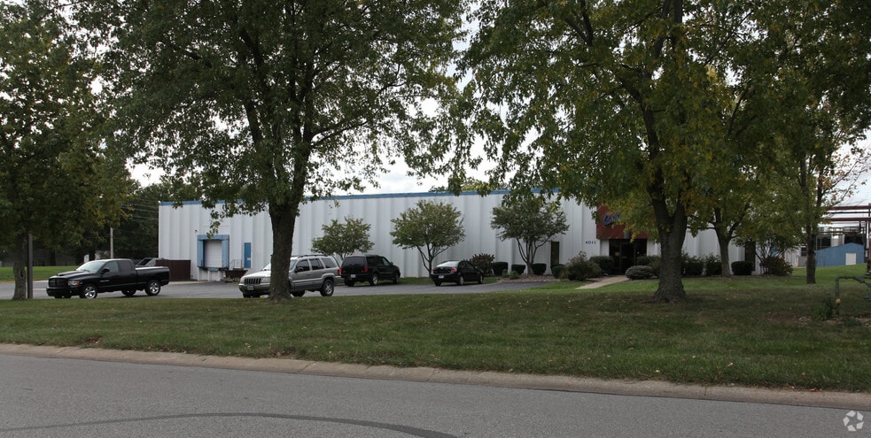 4011 E 138th St, Grandview, MO for lease - Building Photo - Image 2 of 2